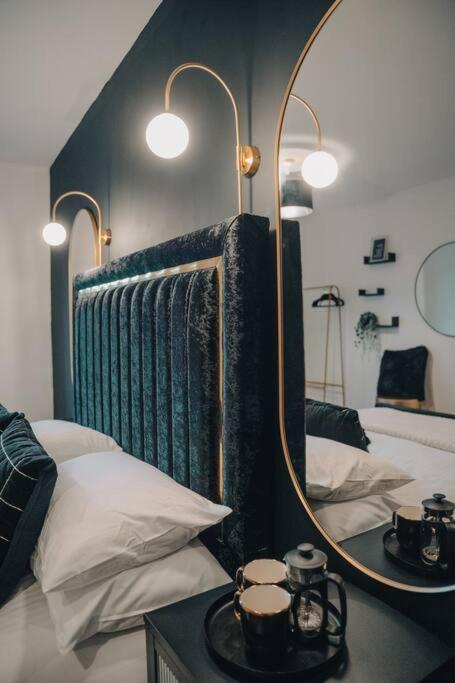 Penthouse Noir - Wyndale Living - Central Bham 2Br Бирмингем Экстерьер фото